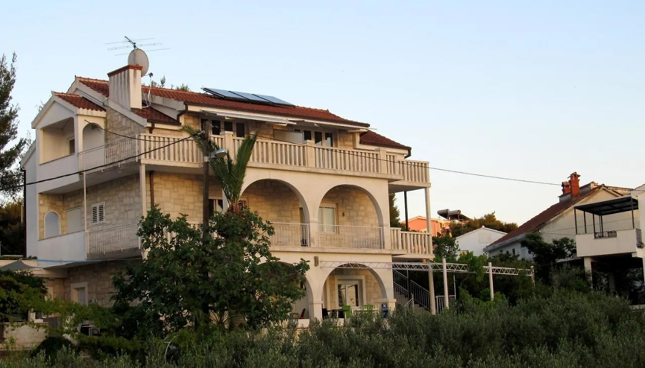 Beautiful Apartment For Two Persons With Sea View In Trogir Near The Beach